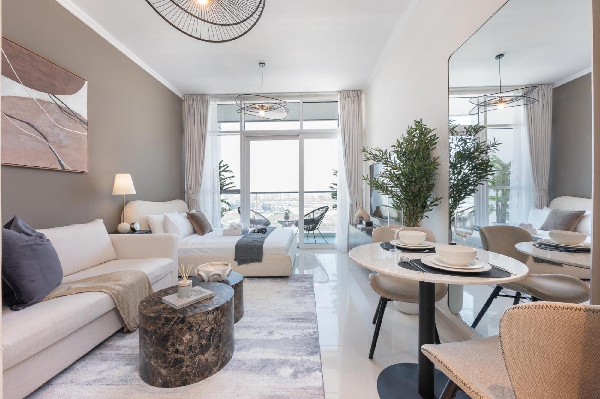 Spacious 1-bedroom At Carson C In Damac Hills With Peaceful Vibes Apartment *